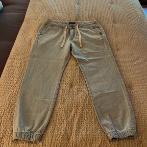 DL61 Vintage Gwen Jogger Size 26 Light Blue